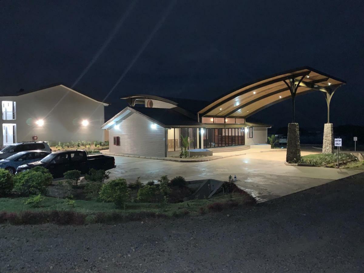 ยาดูวา เบย์ รีสอร์ต แอนด์ วิลลา Hotel Yadua ภายนอก รูปภาพ